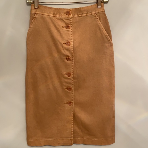 Wilfred Dresses & Skirts - Wilfred Button Up Lorient Skirt with Pockets